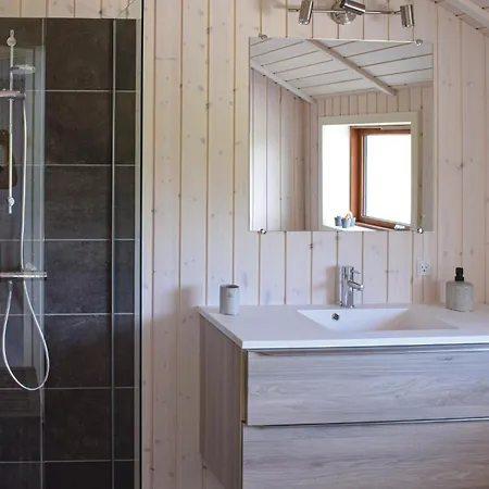 Ferienhaus 3 Bedroom Beautiful In